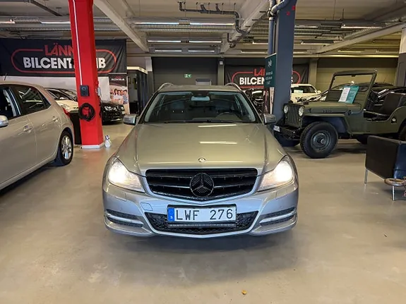 Mercedes-Benz C220 2012 photo 2