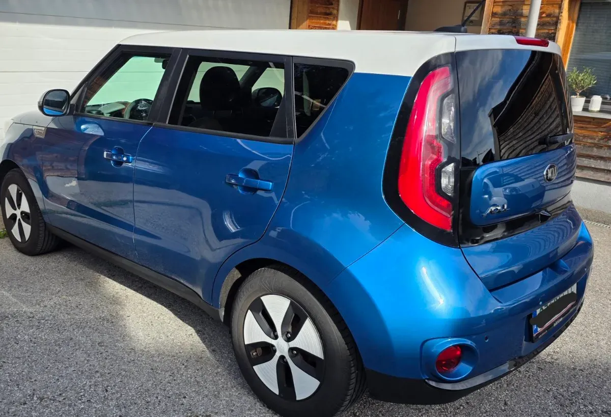 Kia Soul 2017 photo 2