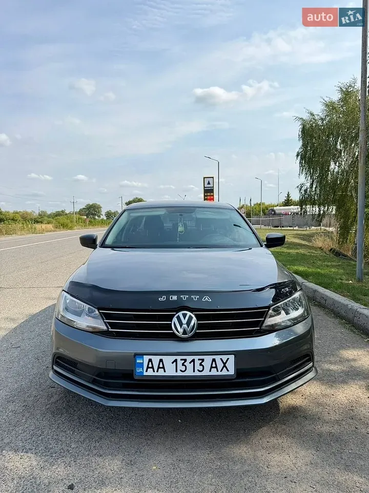 Volkswagen Jetta 2015 photo 2