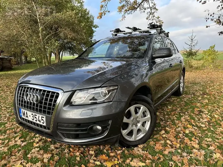 Audi Q5 2009 photo 2