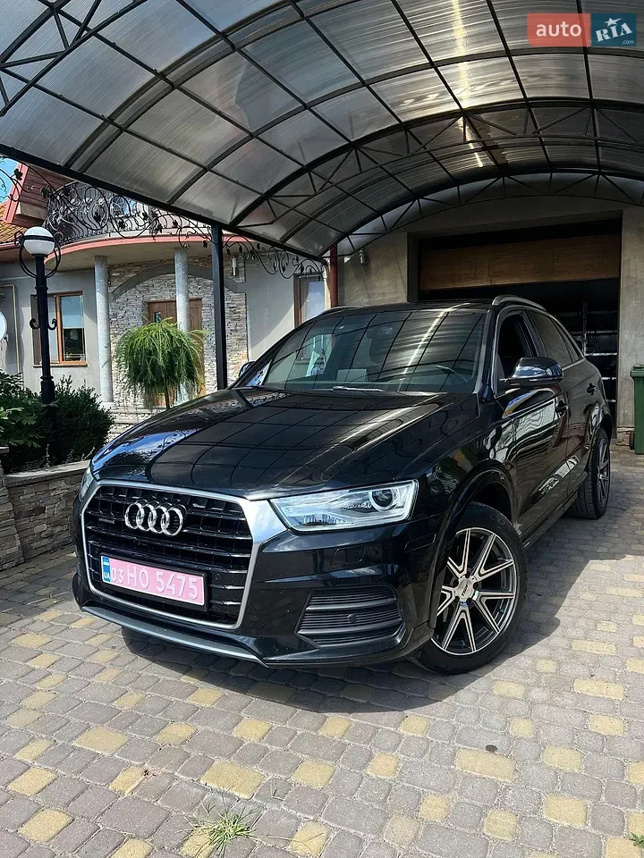 Audi Q3 2016 photo 2