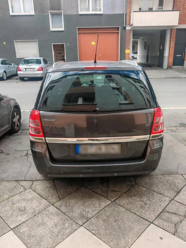 Opel Zafira