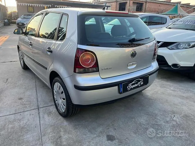 Volkswagen Polo 2006 photo 3