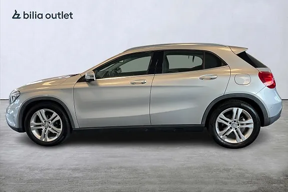 Mercedes-Benz Gla200 D 2016 photo 3