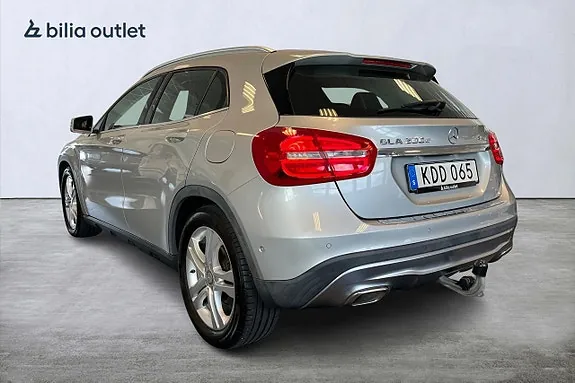 Mercedes-Benz Gla200 D 2016 photo 4
