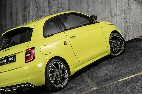 Abarth 500 2023 photo 4