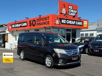 Nissan Serena 2012 photo 2