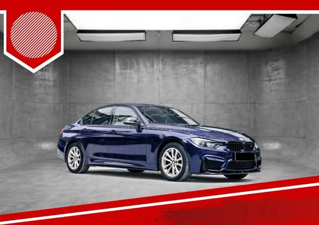 BMW 320I