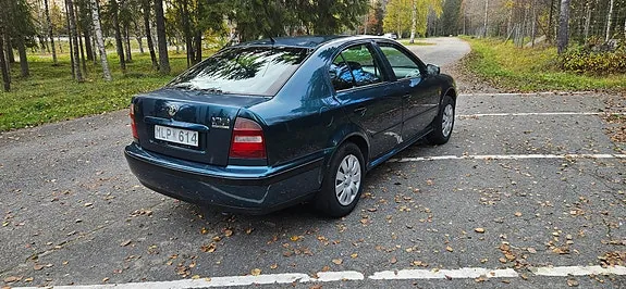 Skoda Octavia 1999 photo 3