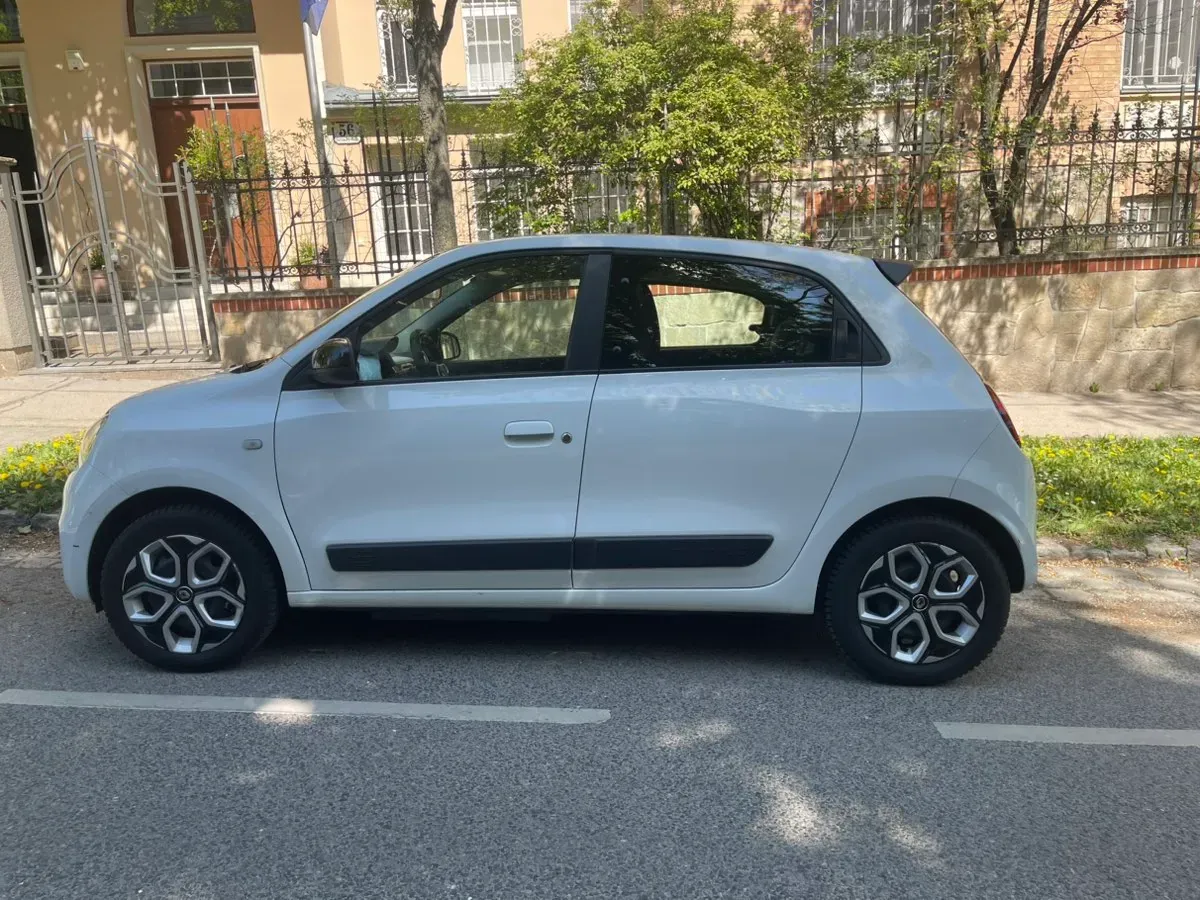 Renault Twingo 2023 photo 2