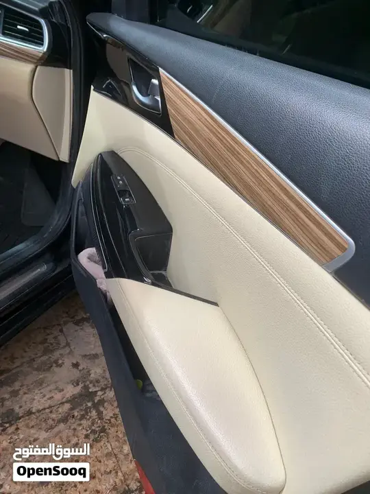 Kia Cadenza 2018 photo 4
