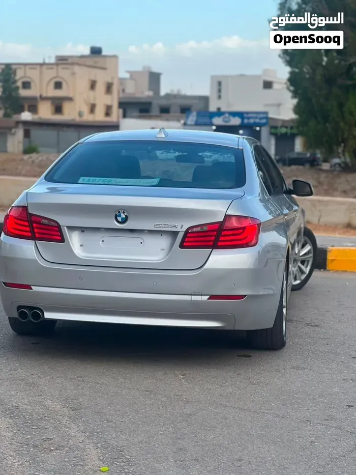 BMW 5 Series 2013 photo 2