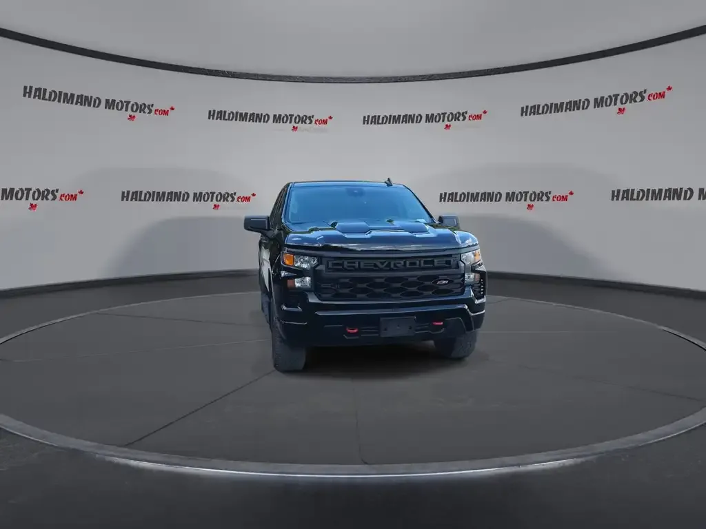 Chevrolet Silverado 1500 2024 photo 3