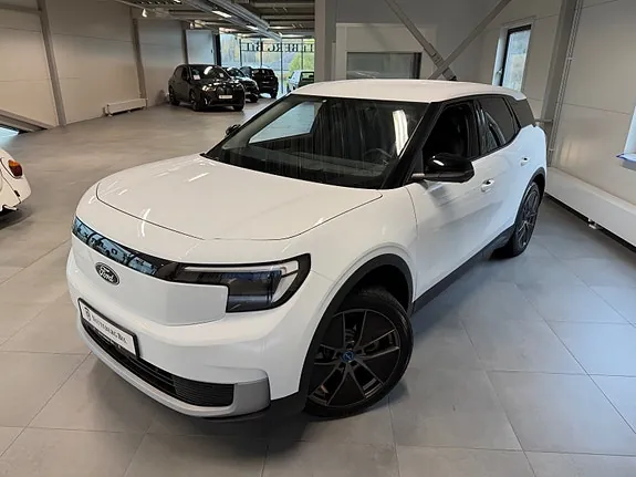 Ford Explorer 2025 photo 2