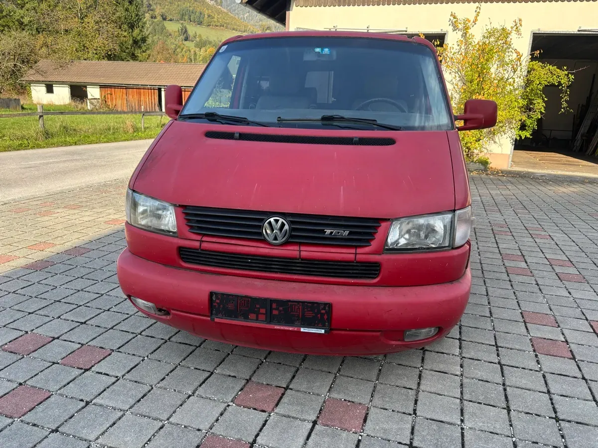 Volkswagen Multivan 1997 photo 2