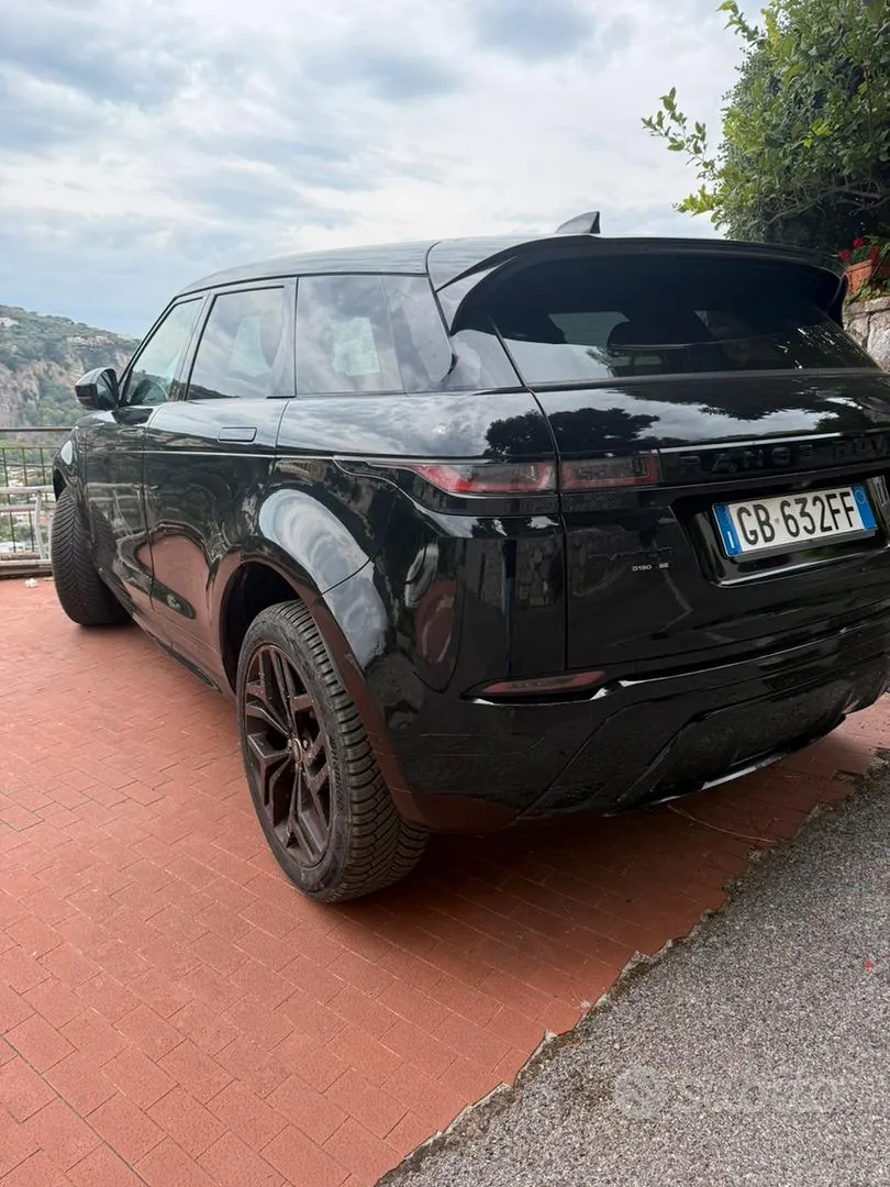 Land Rover Evoque 2019 photo 3