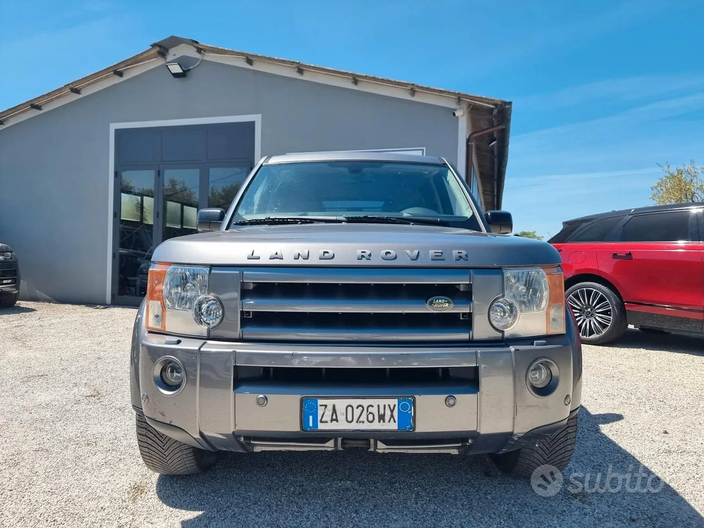 Land Rover Discovery 2009 photo 2