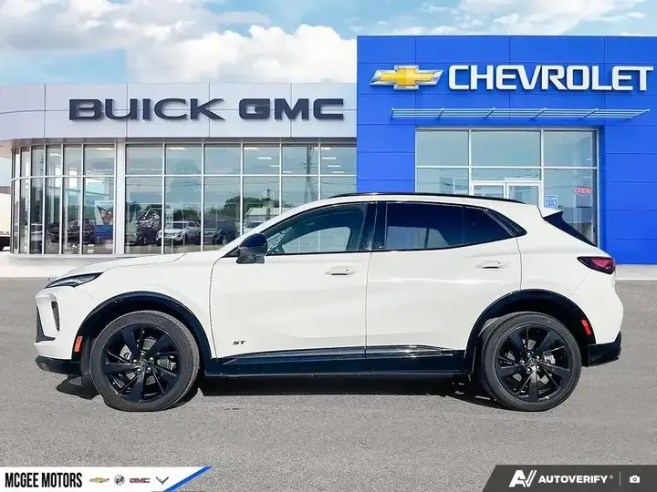 Buick Envision 2024 photo 2