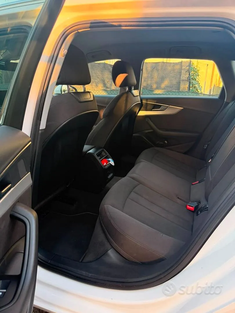 Audi A4 2016 photo 5