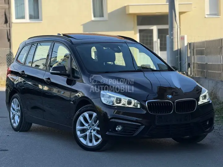 BMW 218