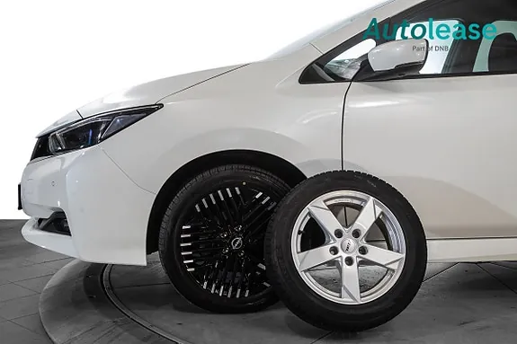 Nissan Leaf 2022 photo 3