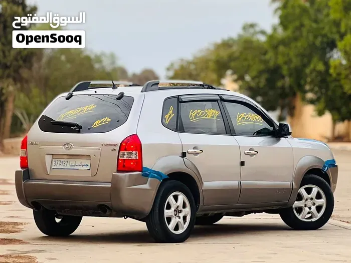 Hyundai Tucson 2007 photo 4