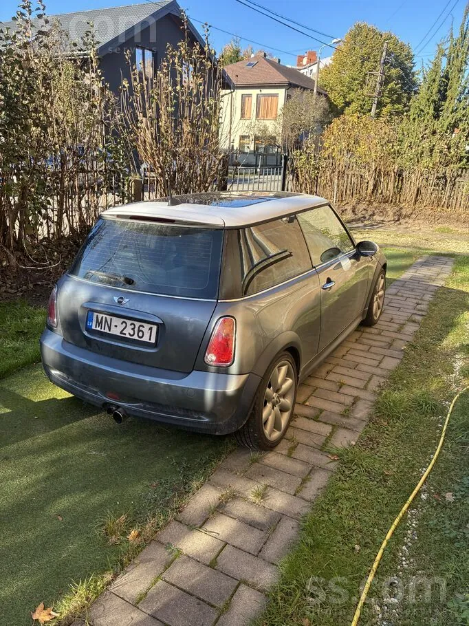Mini Cooper S 2004 photo 4