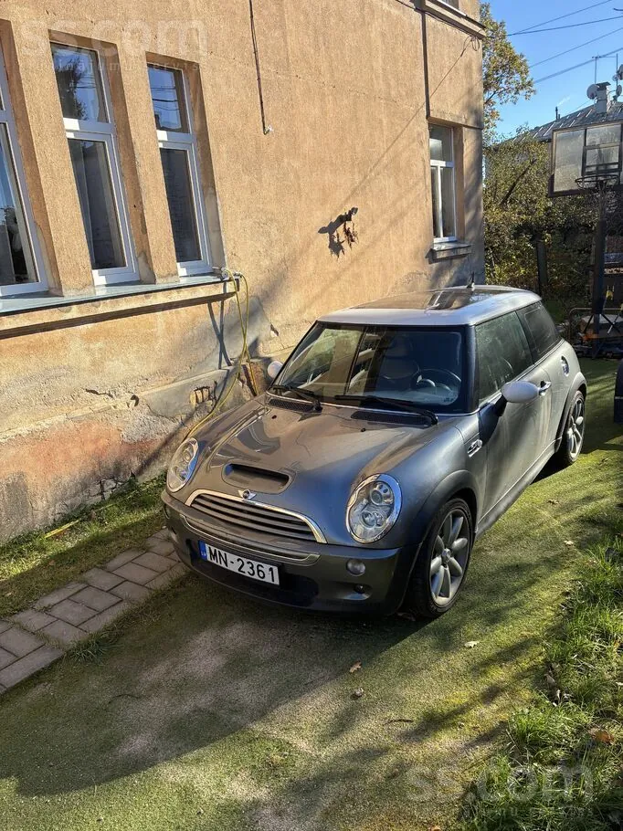 Mini Cooper S 2004 photo 2