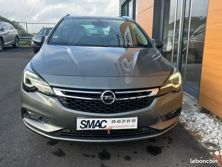 Opel Astra 2016 photo 2