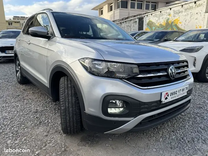 Volkswagen T-Cross 2023 photo 2