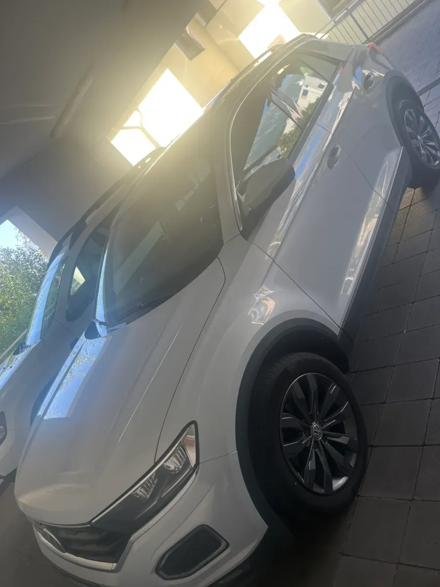 Volkswagen T-Roc 2018 photo 3