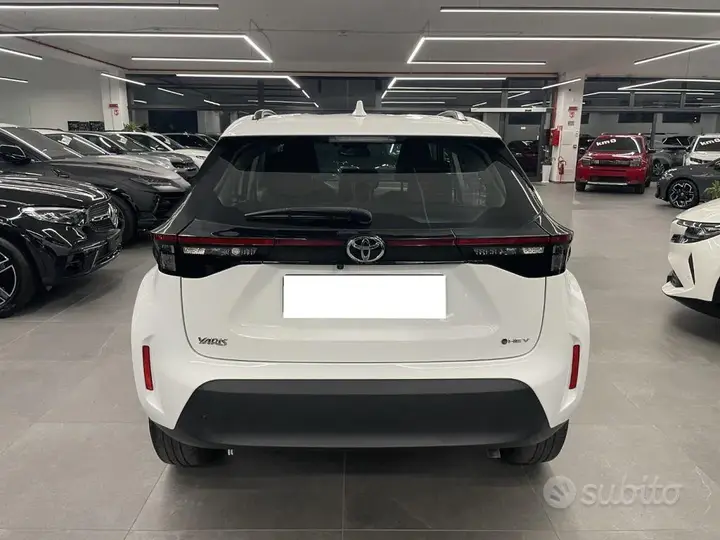 Toyota Yaris Cross 2025 photo 4