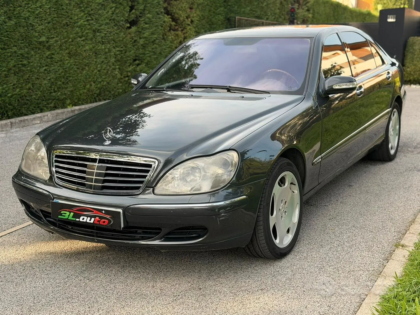 Mercedes-Benz S600