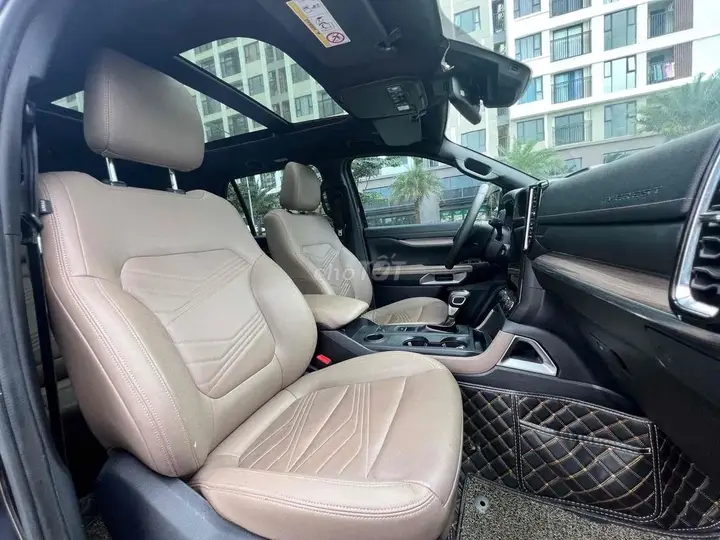 Ford Everest photo 4