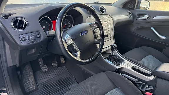 Ford Mondeo 2010 photo 5