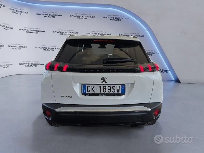 Peugeot 2008 2022 photo 5