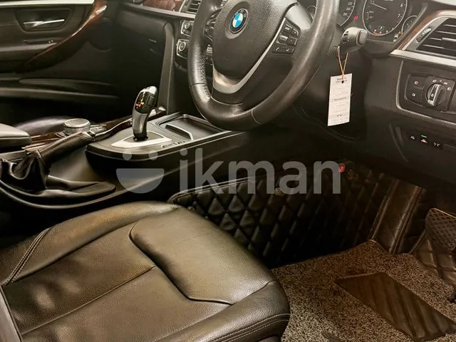 BMW 318I 2018 photo 5
