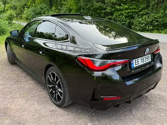BMW I4 2022 photo 5