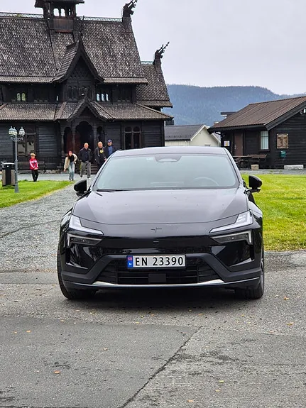 Polestar 4