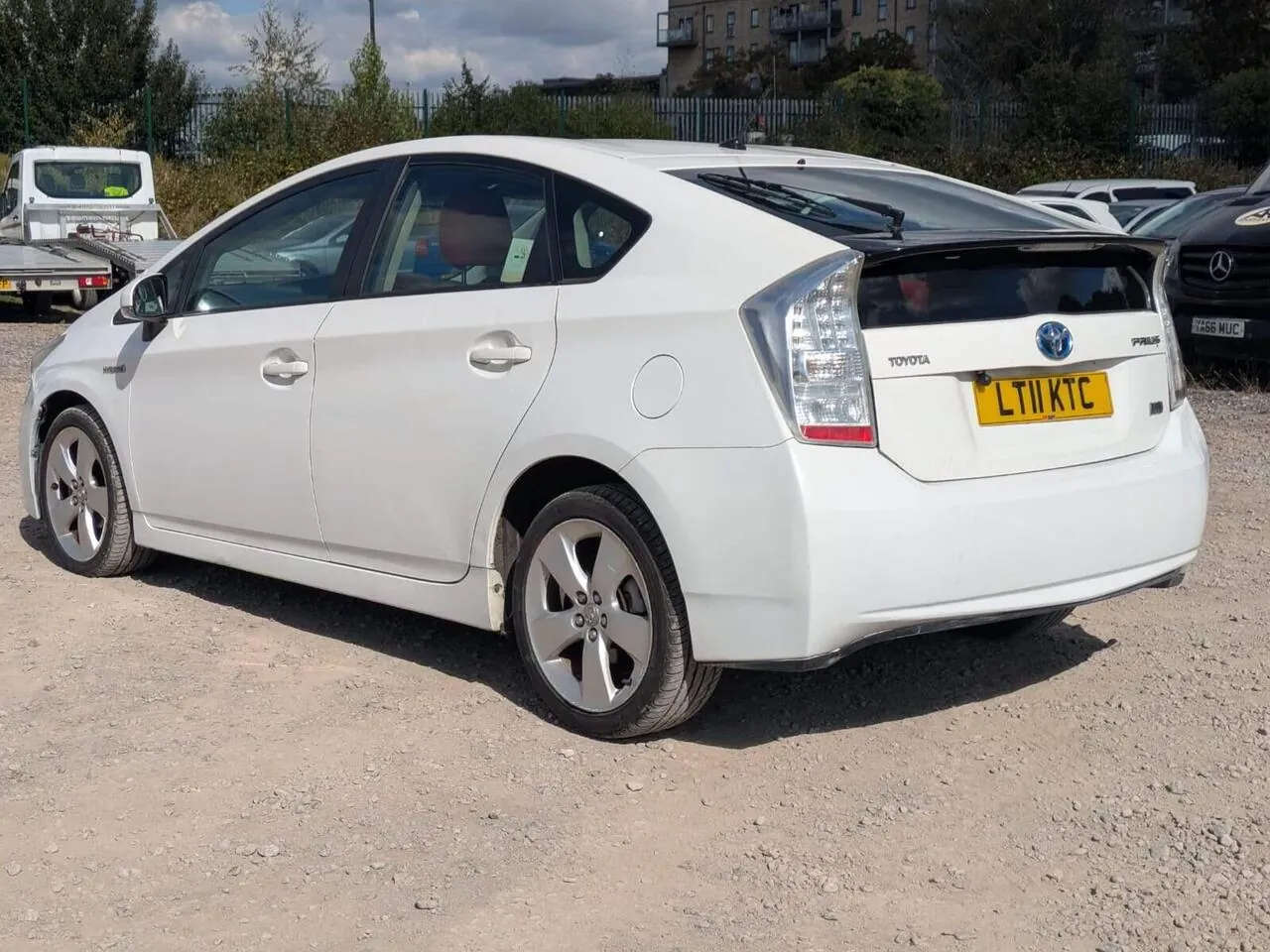 Toyota Prius 2011 photo 4