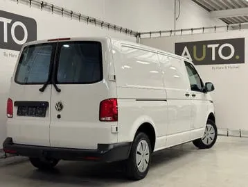 Volkswagen T6.1 Transporter 2022 photo 2