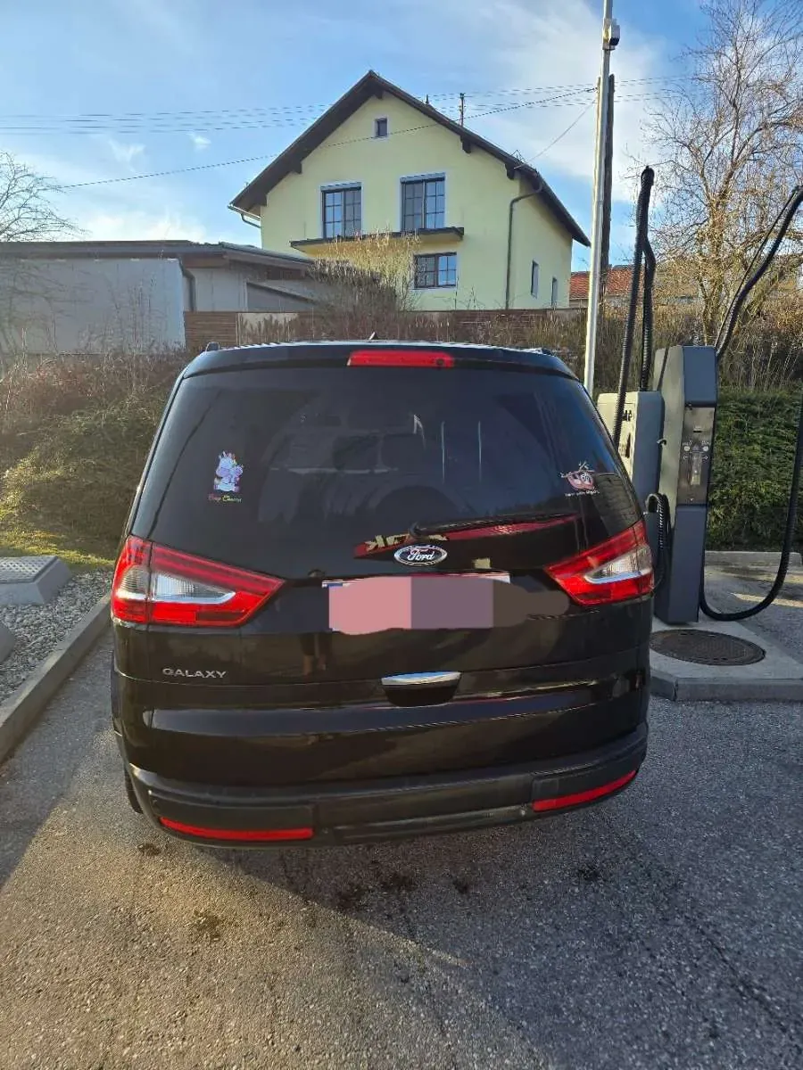 Ford Galaxy 2014 photo 3