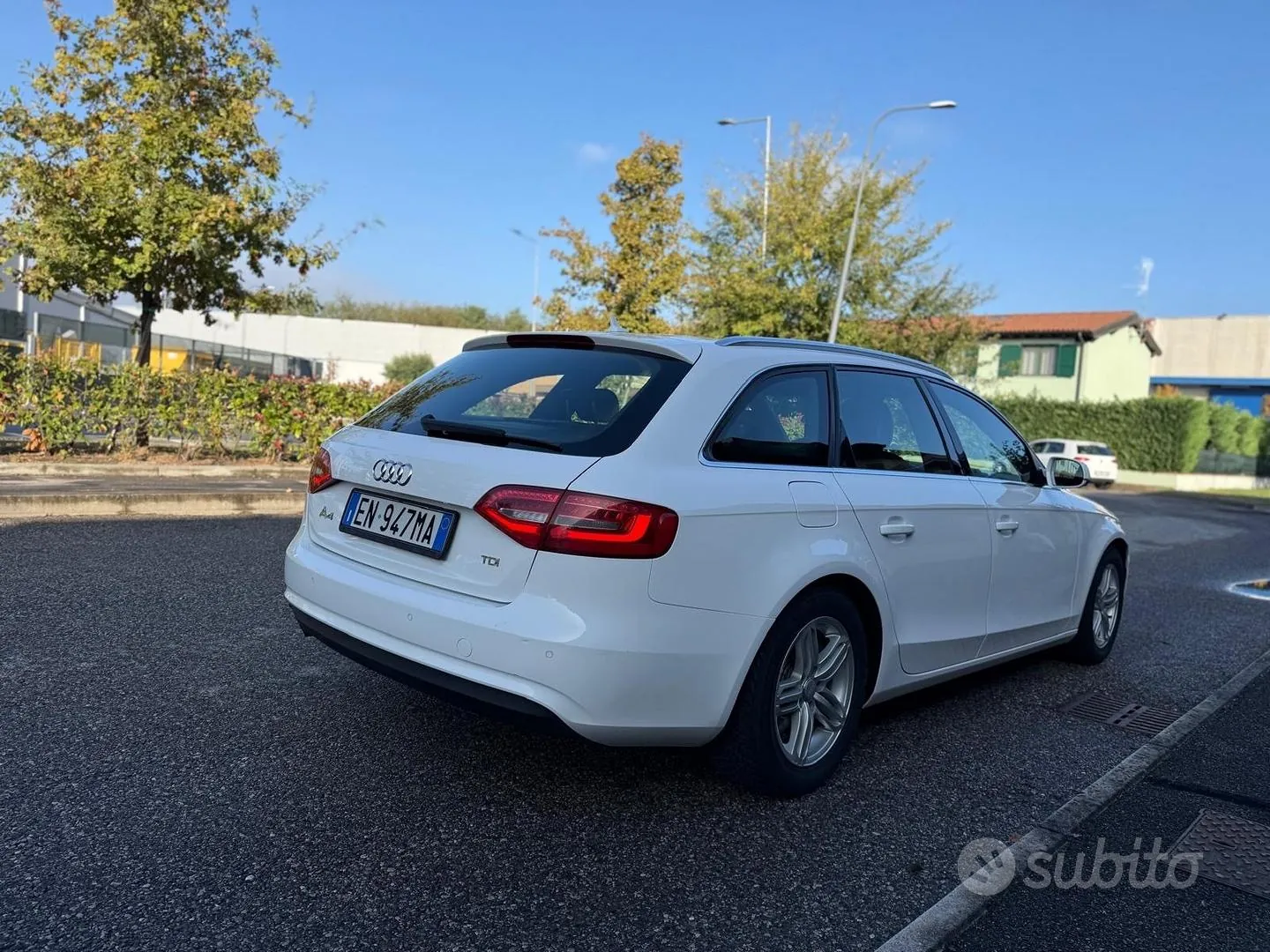 Audi A4 Avant 2012 photo 5