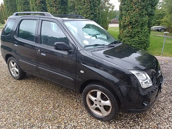 Suzuki Ignis 2008 photo 3