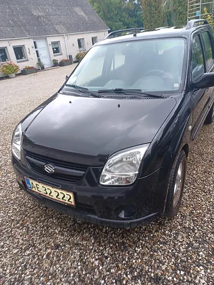 Suzuki Ignis 2008 photo 2