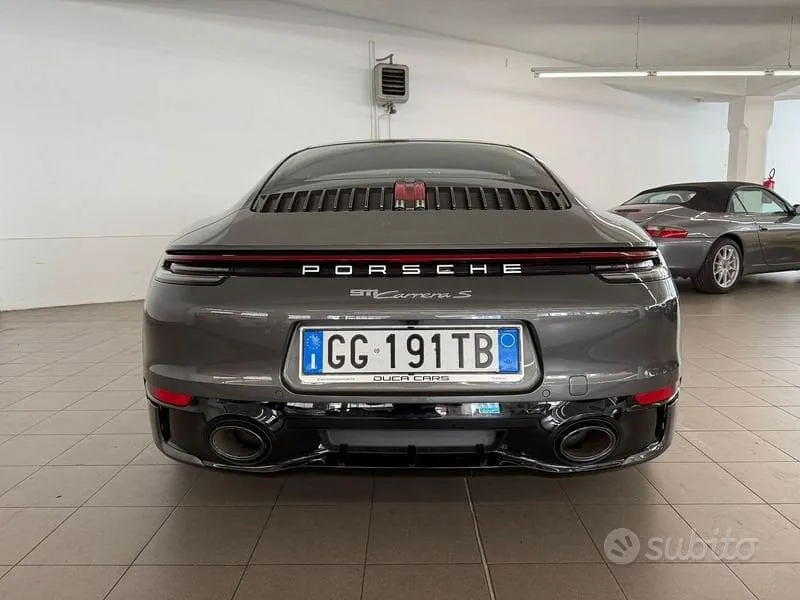 Porsche 911 2021 photo 5