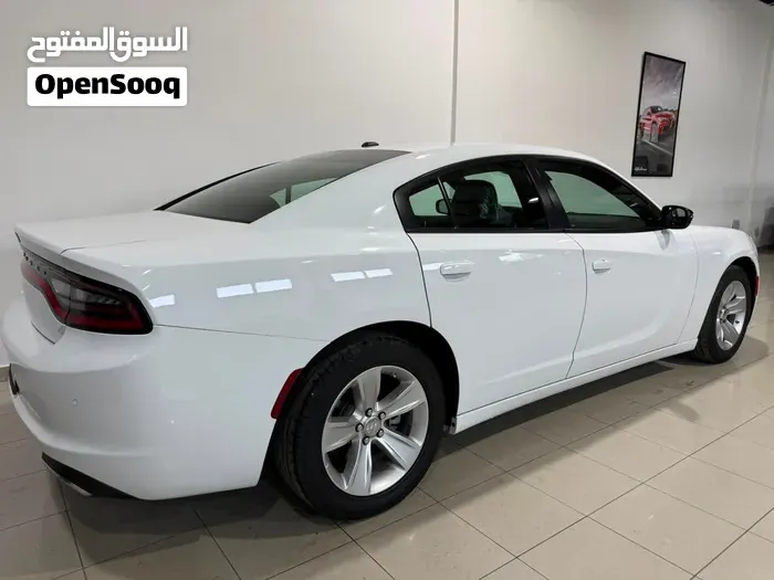 Dodge Charger 2023 photo 2