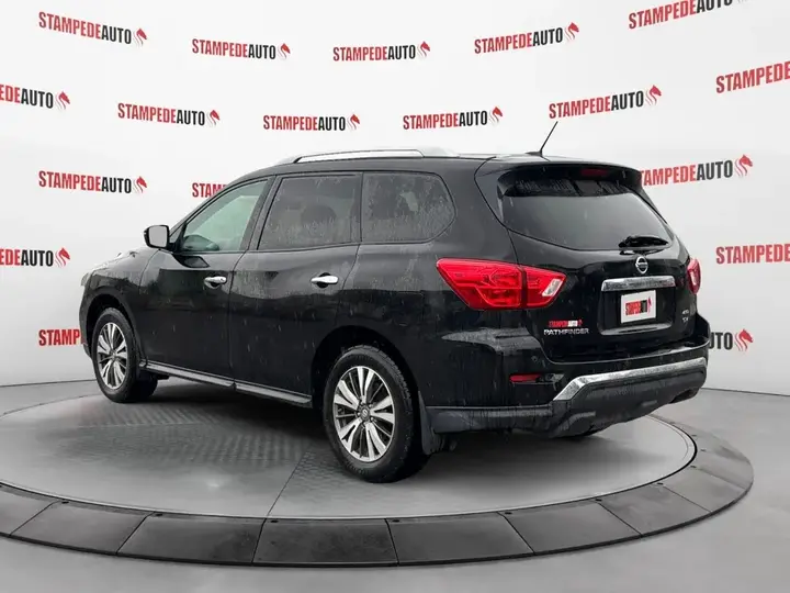 Nissan Pathfinder 2017 photo 3