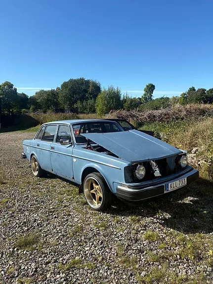 Volvo 244