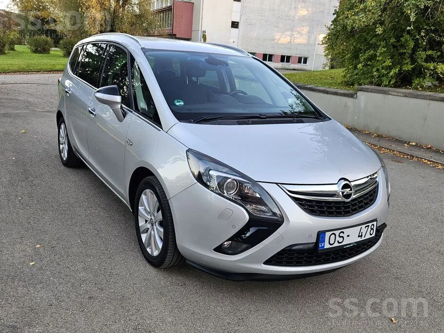 Opel Zafira 2012 photo 4
